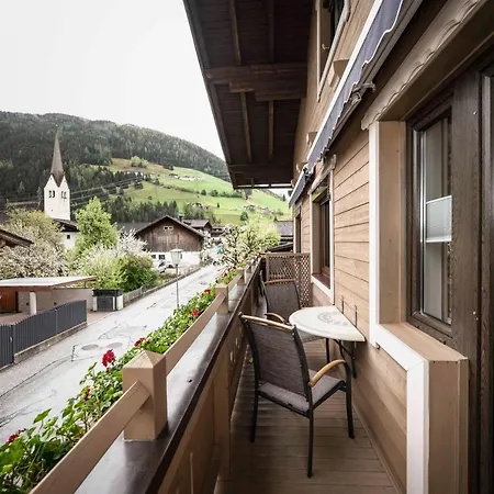 Golf & Guest house *