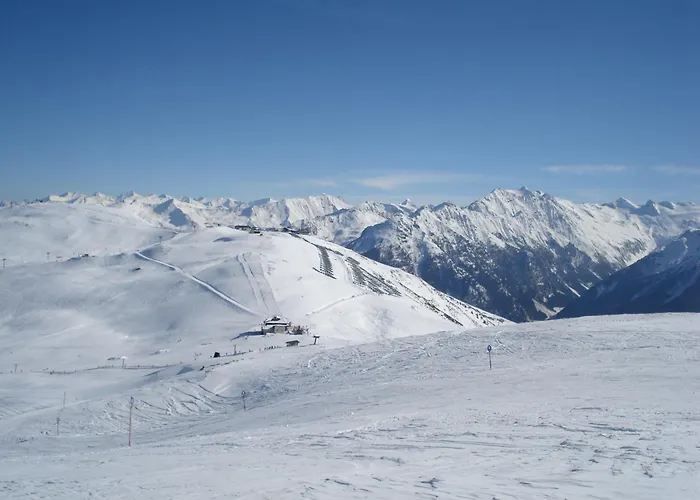 Golf & Ski 게스트하우스 4*